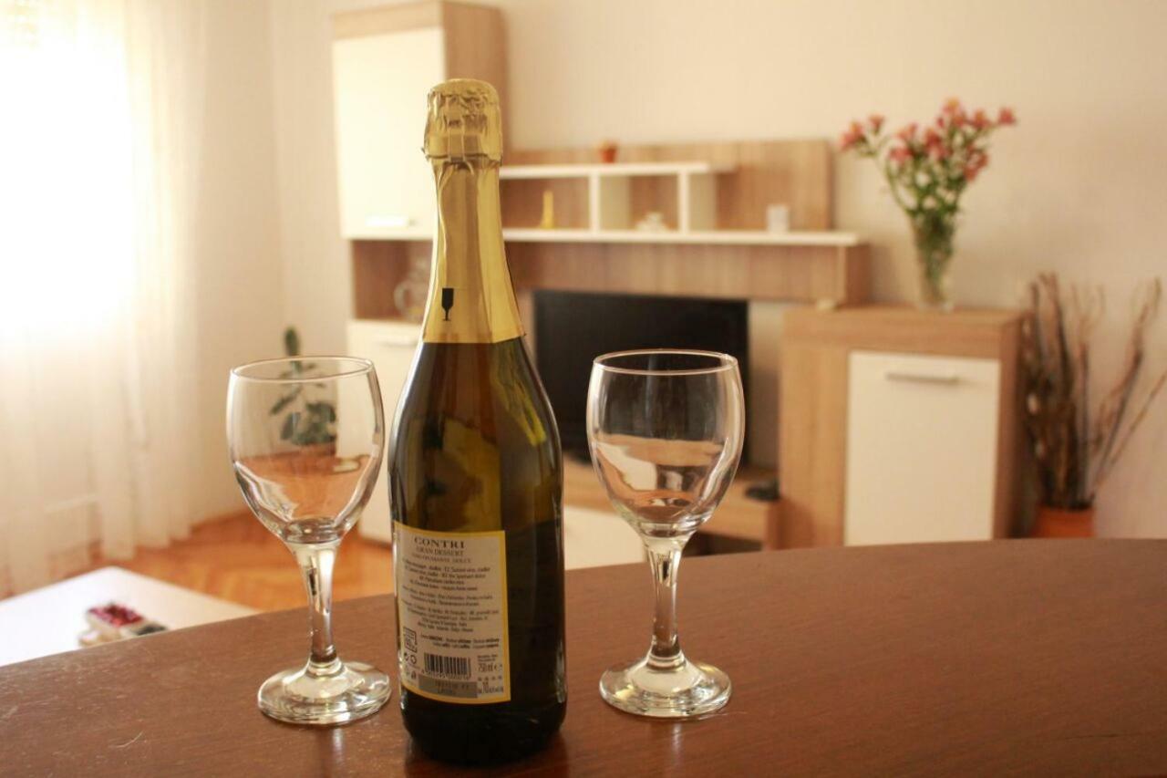 Apartment Monte Paradiso Póla Kültér fotó